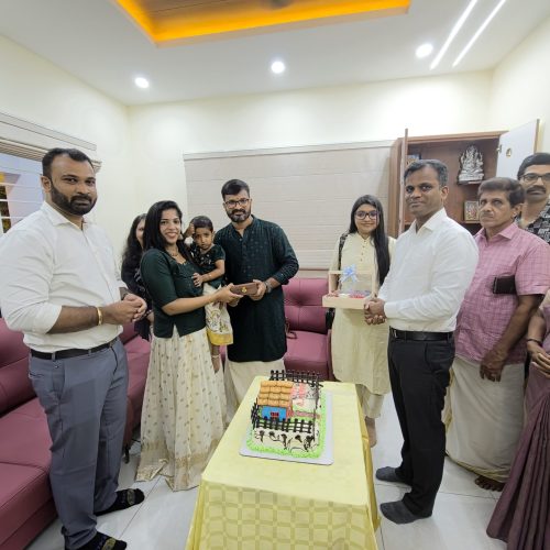 KEY HANDOVER CEREMONY:HAREESH & FAMILY